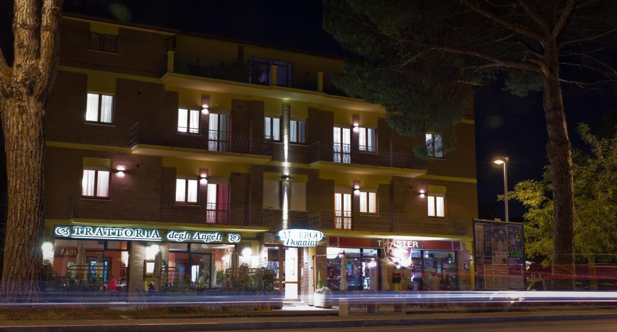 Hotel Donnini アッシジ エクステリア 写真